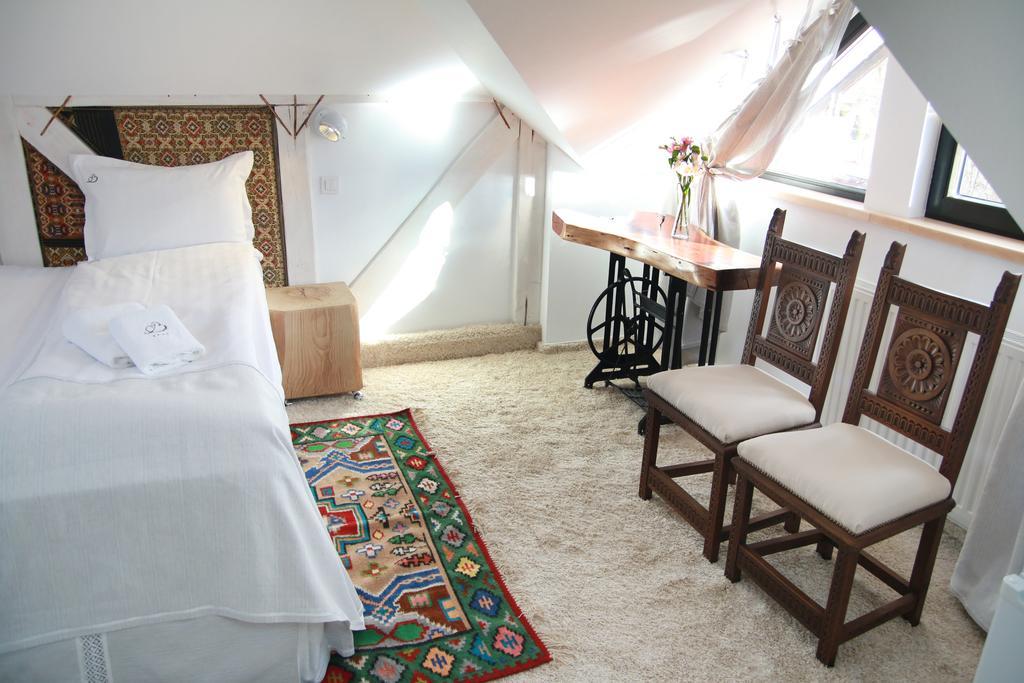 Conacul Bratescu Hotel Bran  Room photo